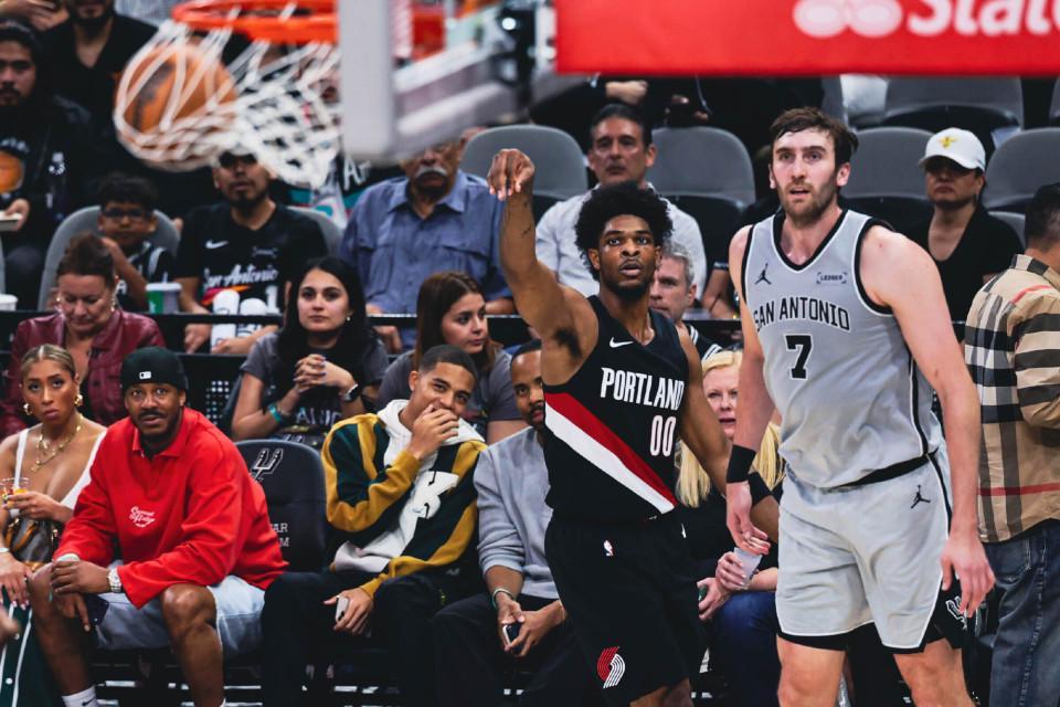 2026世界杯手机直播-101-112！杨瀚森未出场，开拓者不敌马刺，争八形势不容乐观